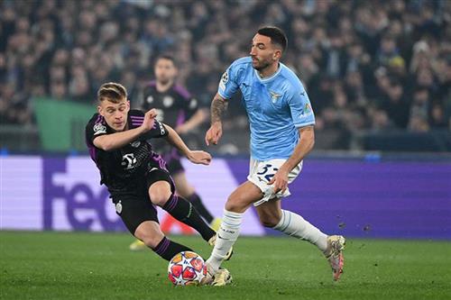Lazio đấu với Bayern Munich