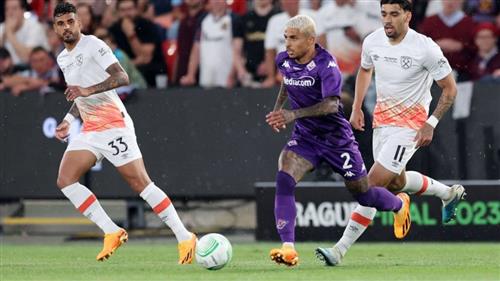 Fiorentina đấu với West Ham United
