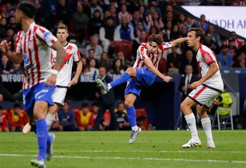 Atletico Madrid đấu với Rayo Vallecano