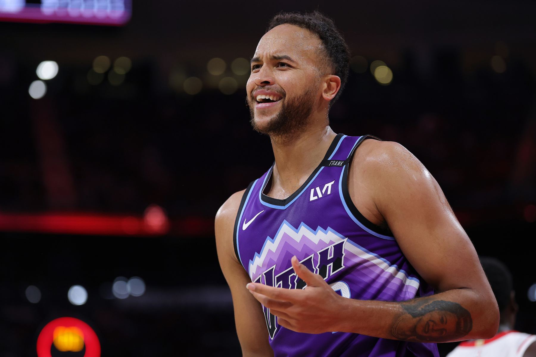 Chấn thương Jazz vs Hawks ngày mai: 6 cầu thủ gồm Kyle Lee, Young và những người khác vắng mặt