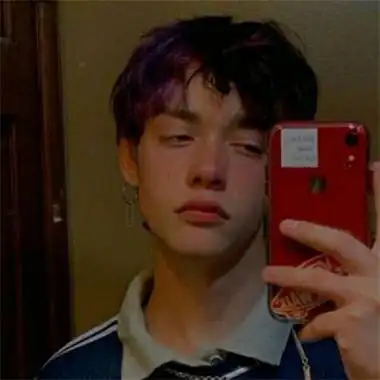 6686体育铜牌作者Lucy