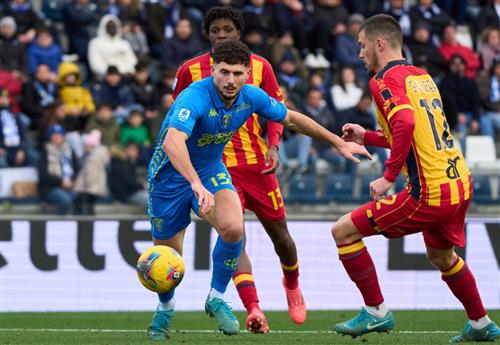 Empoli đấu với Lecce